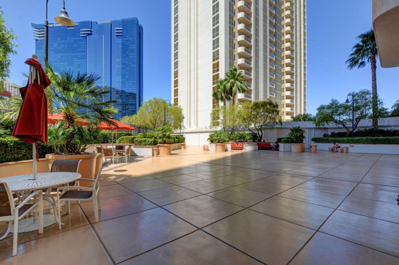 Mgm Signature-29-607 F1 Track & Strip View Balcony Лас-Вегас Екстер'єр фото